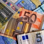 Euro po 20 letech a kovid za 20 let