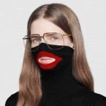 Další “rasistický” skandál v módním průmyslu. Novou obětí je Gucci