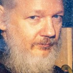 Julian Assange: Politický monstrproces maskovaný jako „obvinění ze znásilnění“