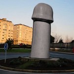 Na pražském sídlišti se objevila socha Andreje Babiše