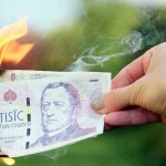 Česku hrozí dramatický pád jeho měny