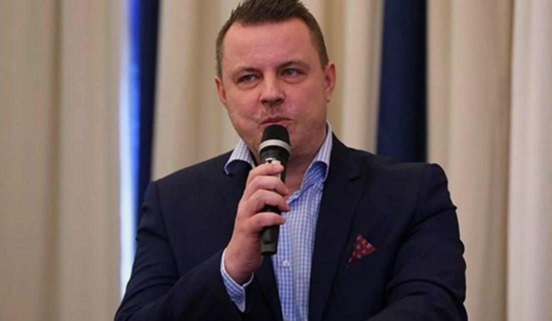 Rajchl: Česko ovládl kult války | Pravý prostor